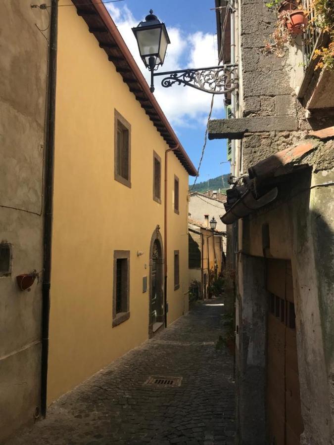La Rocca House Lejlighed Soriano nel Cimino Eksteriør billede